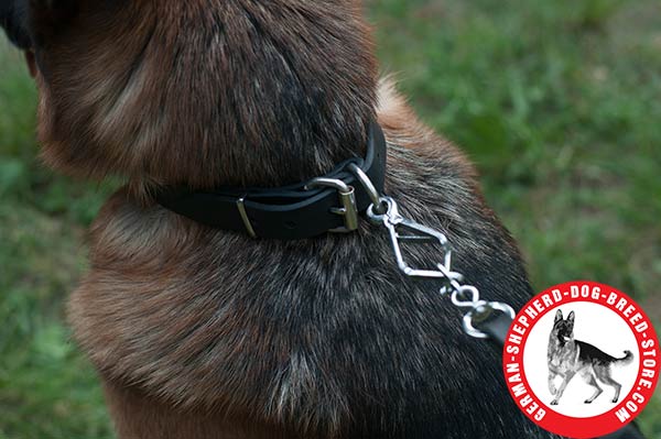 Time-proof Leather German Shepherd Collar with Strong Hardware