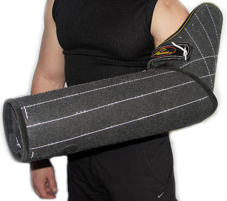 Dog protection sleeve - Perfect for training of service and police dogs - PS9