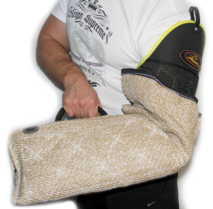 best training your puppy with jute puppy sleeve