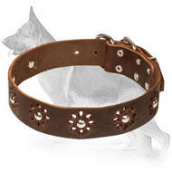 Classy Camomile Design Full Grain Selected Leather Collar