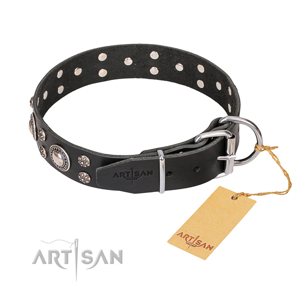 Genuine leather dog collar with worked out finish