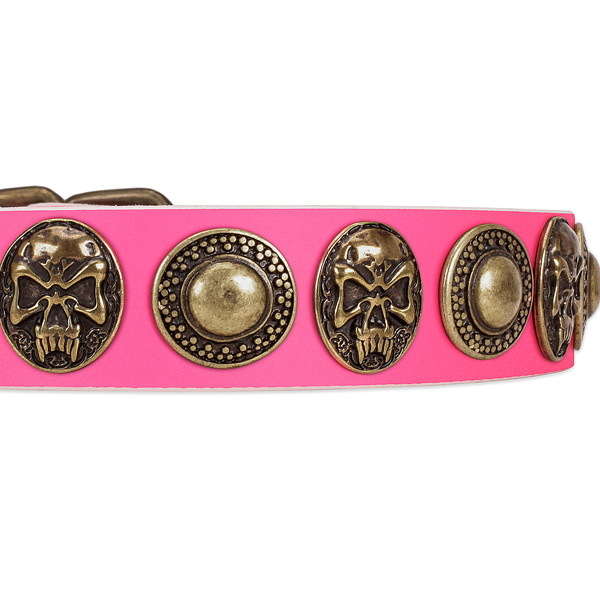 Corrosion resistant D-ring on full grain natural leather dog collar for your four-legged friend