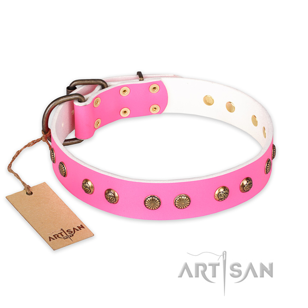 Easy adjustable natural genuine leather dog collar with rust-proof traditional buckle