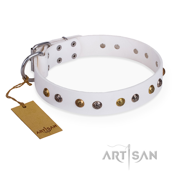 Handy use handmade dog collar with durable traditional buckle